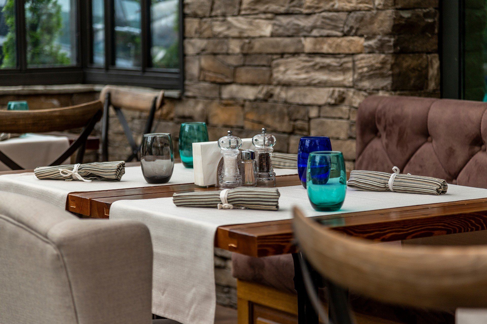 prepared tables in the restaurant
