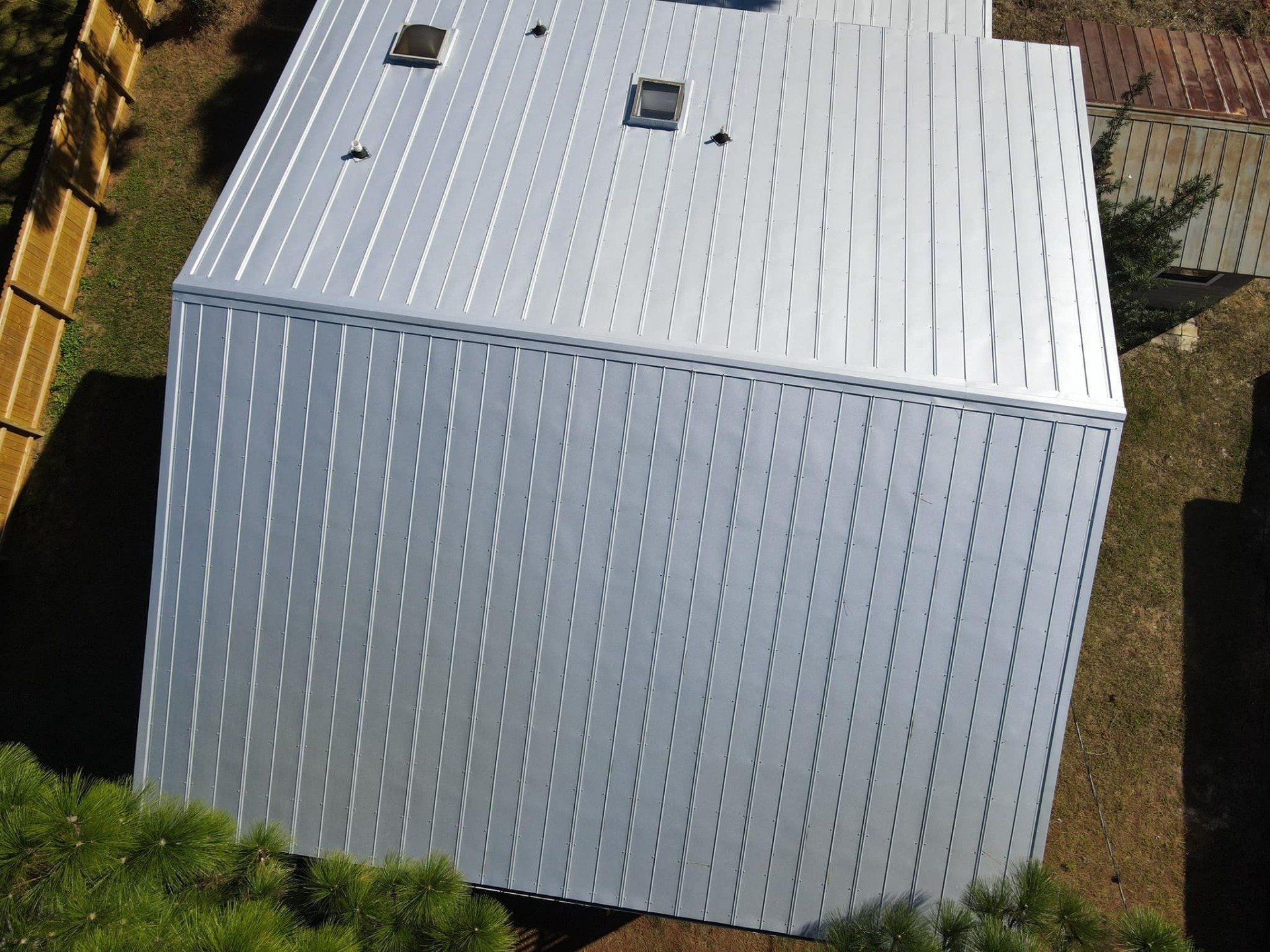 metal roof installation