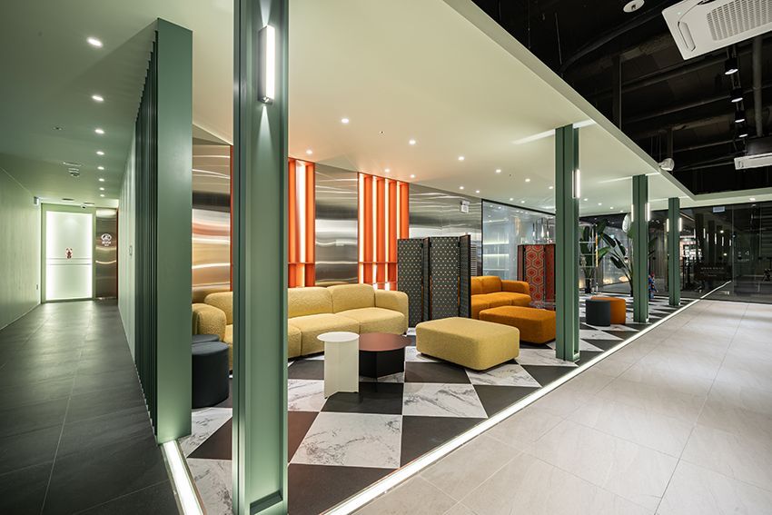 JRYN Seomyeon dermatology clinic interior 4