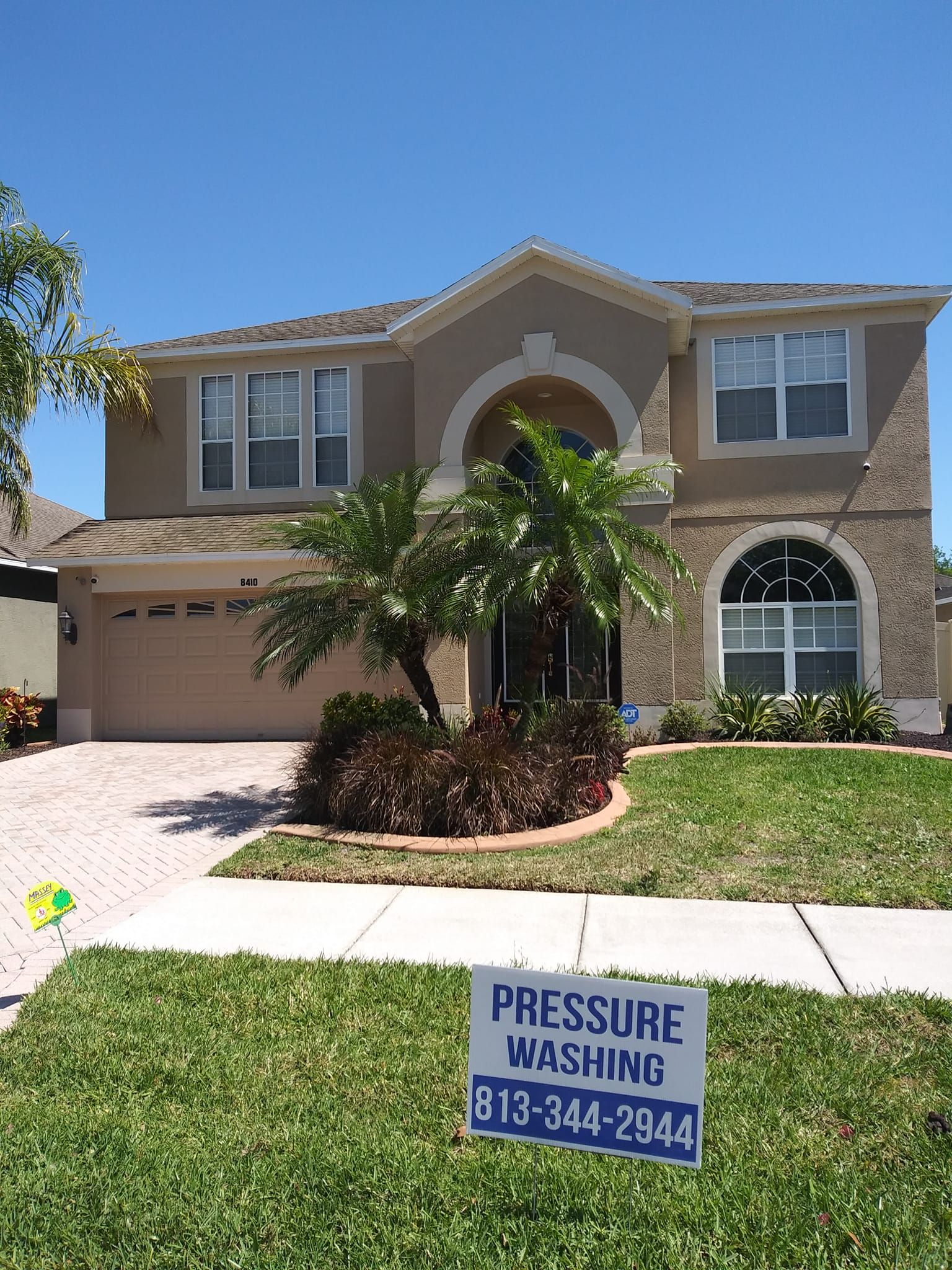 House pressure washing