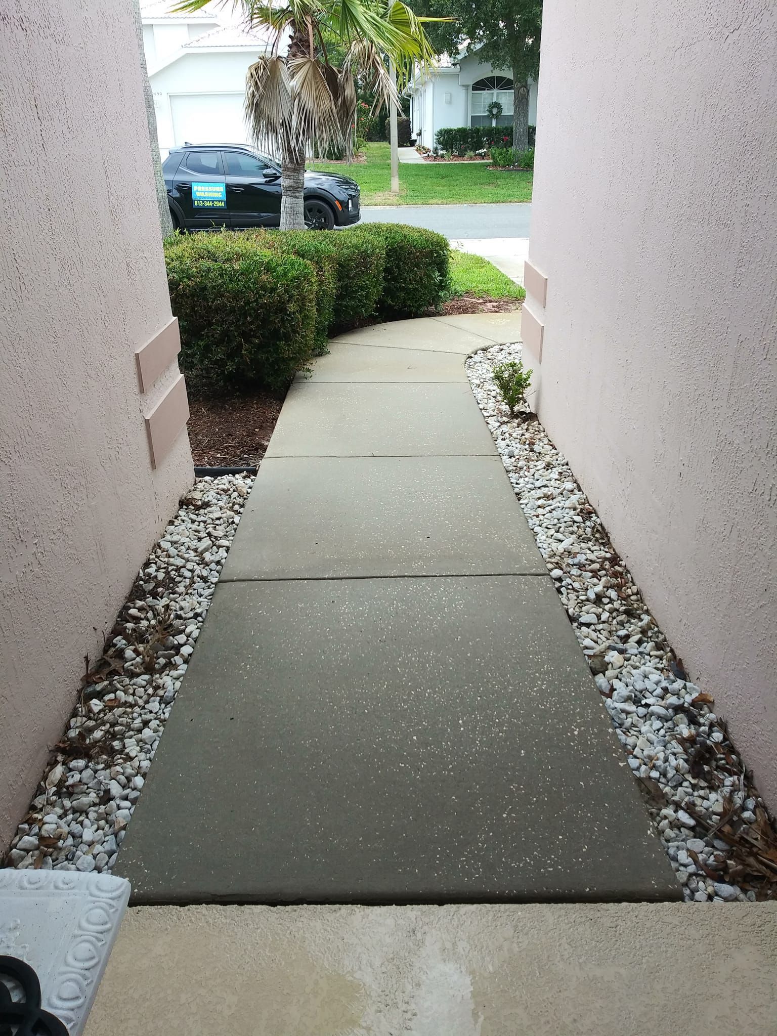 sidewalk pressure washing
