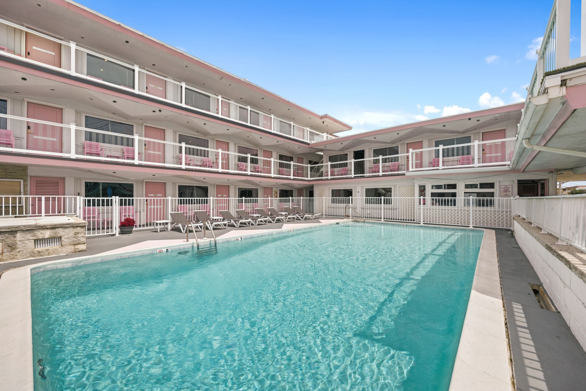 Poolview
