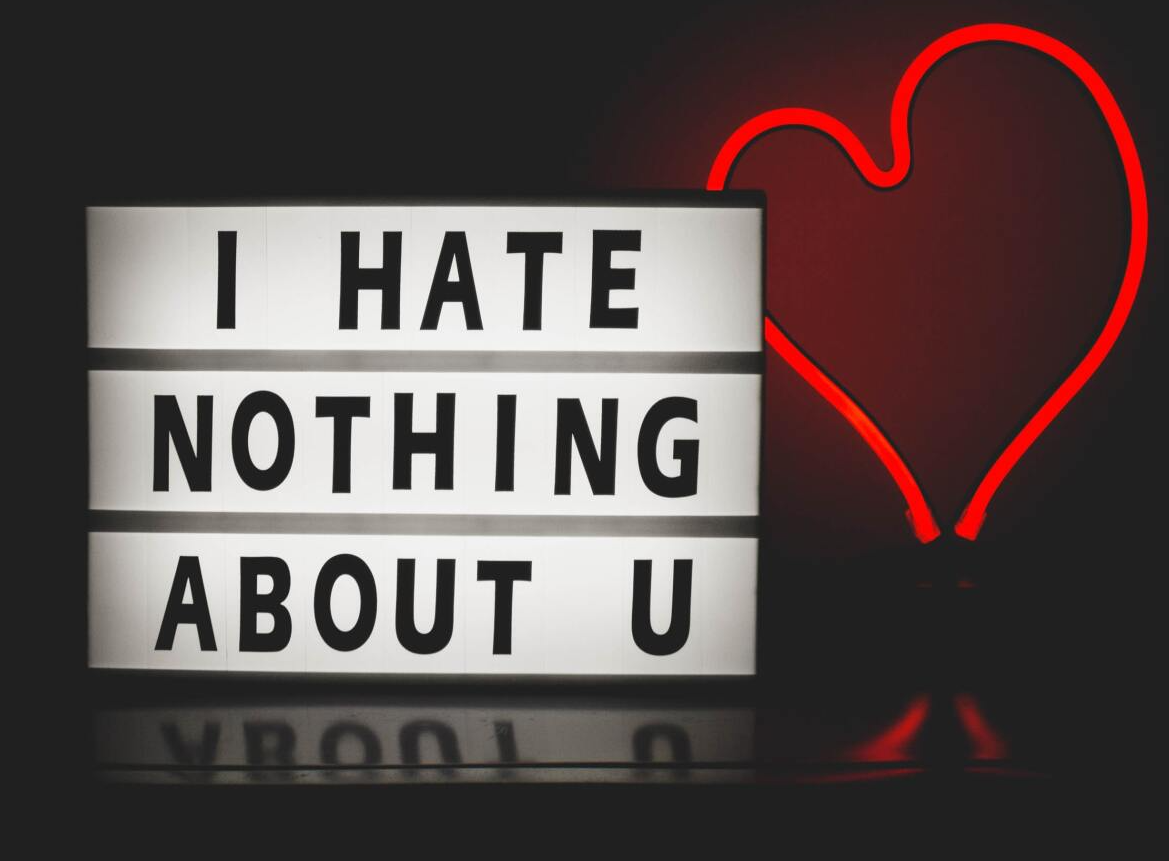 I hate nothing about u with heart sign