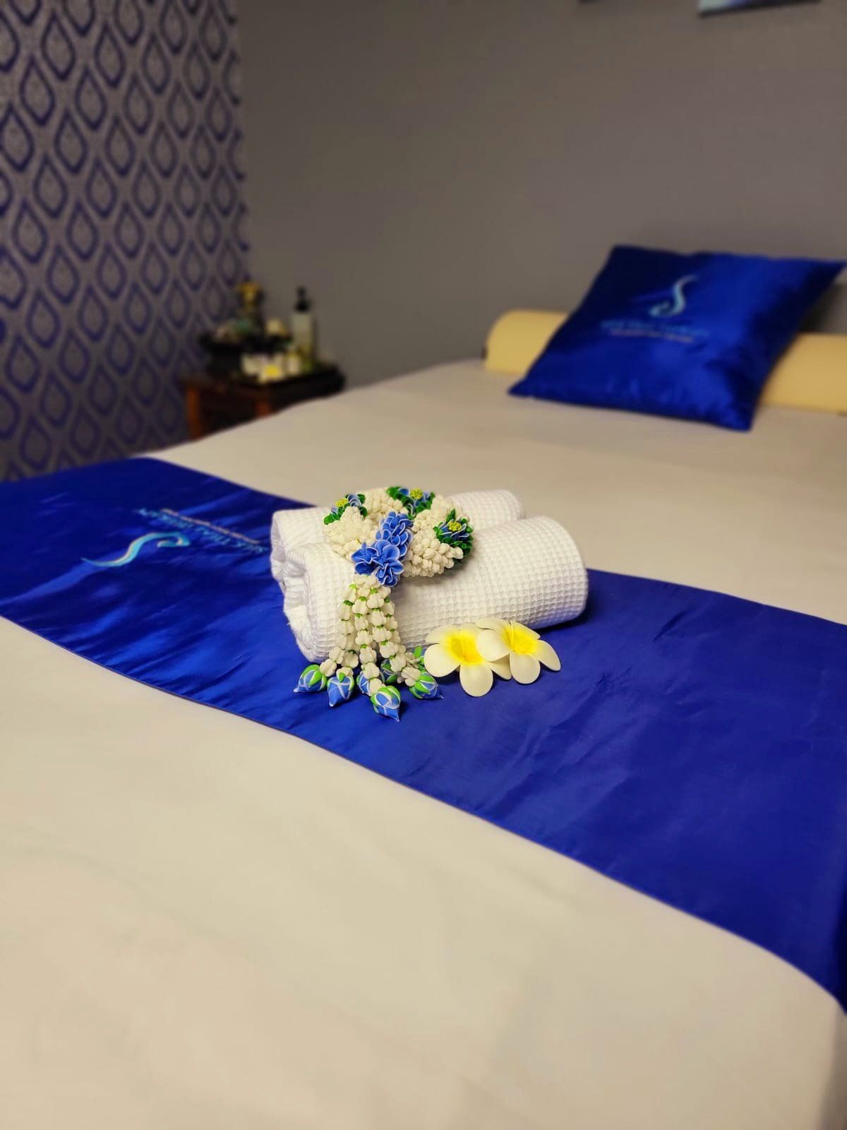 Silk Thai Therapy Boulder Images