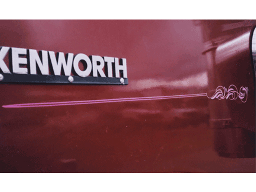 Semi-truck decorative scrollwork