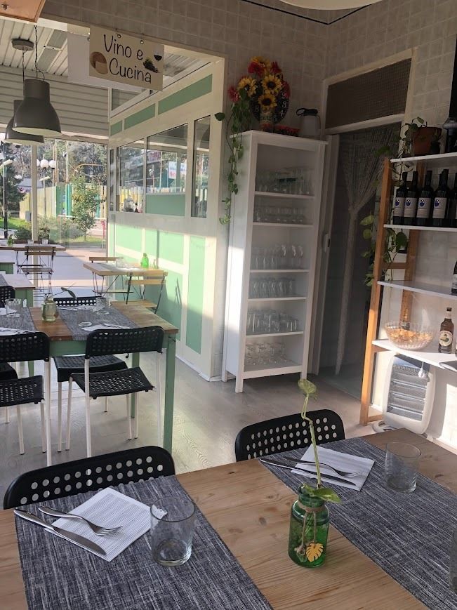 sala interna cin tavoli