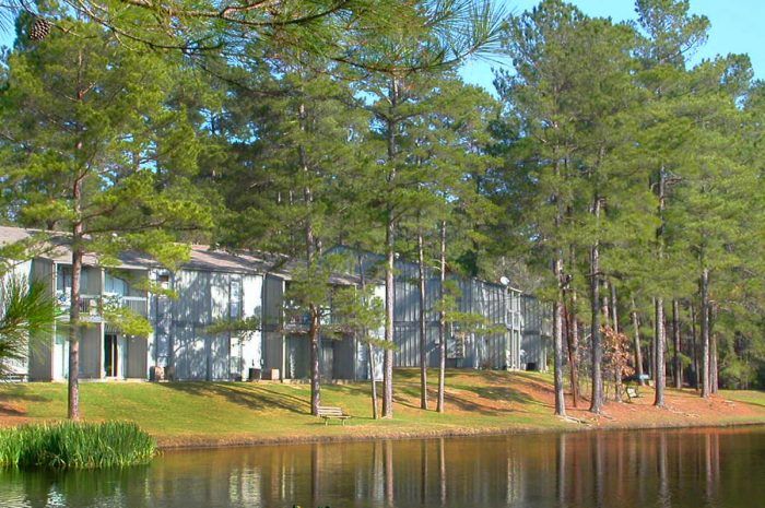 pine highland apartments