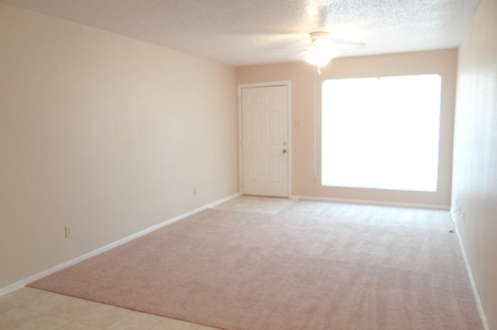 Living area in Heritage Apartments