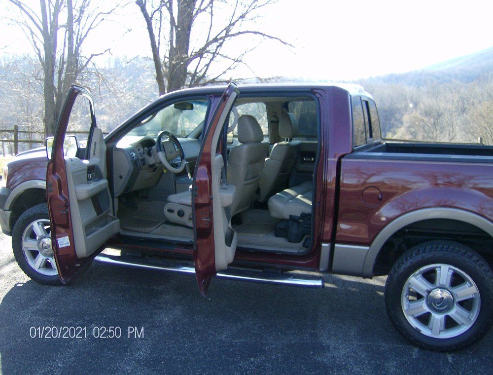 2006 Ford 4x4 Interior — Boones Mill, VA — FSI Auto Sales