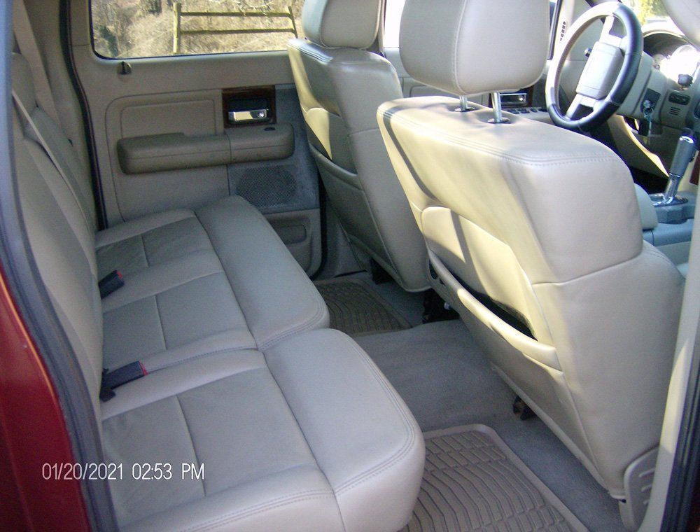 2006 Ford 4x4 Car Seats — Boones Mill, VA — FSI Auto Sales