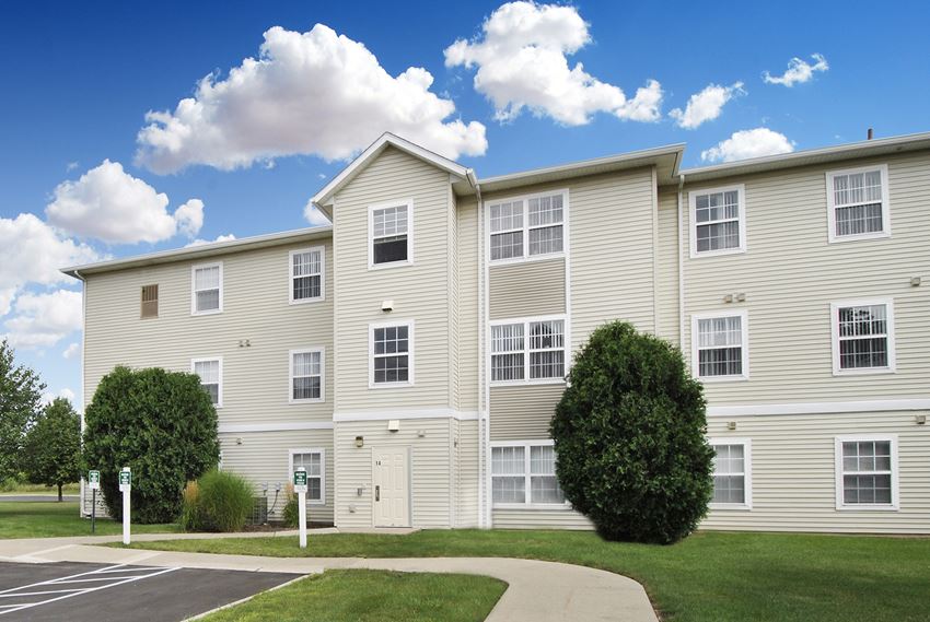 Lynden Parke Apartments Back