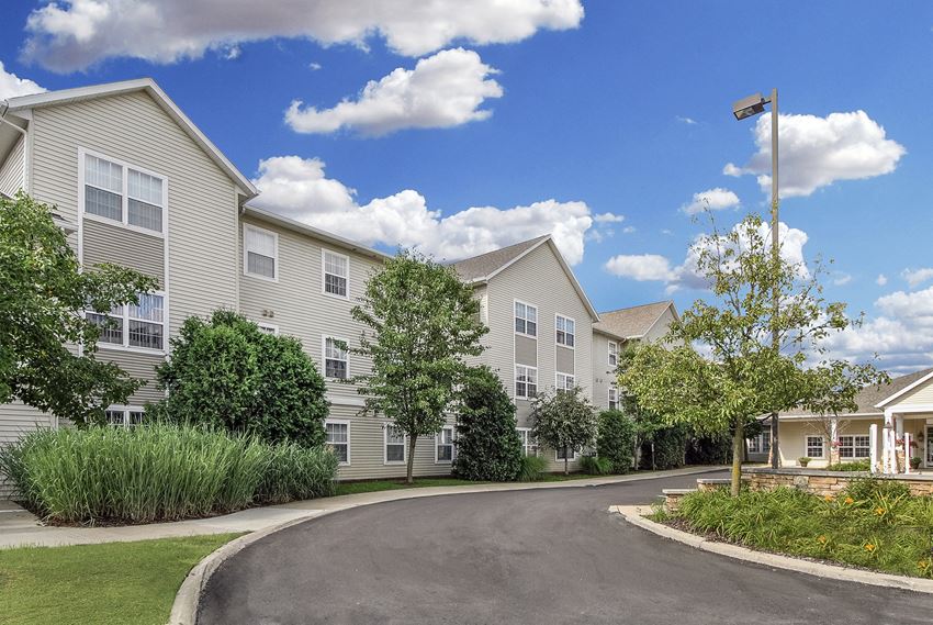 Lynden Parke Apartments Exterior