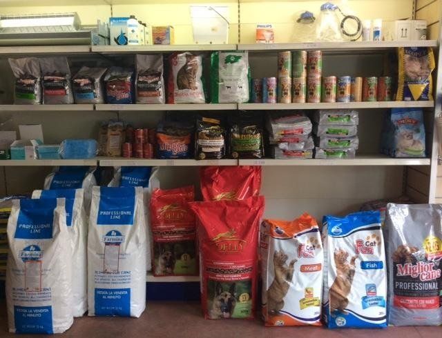 Confezioni di prodotti per animali da allevamento