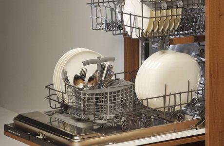 Dishwasher with utensils