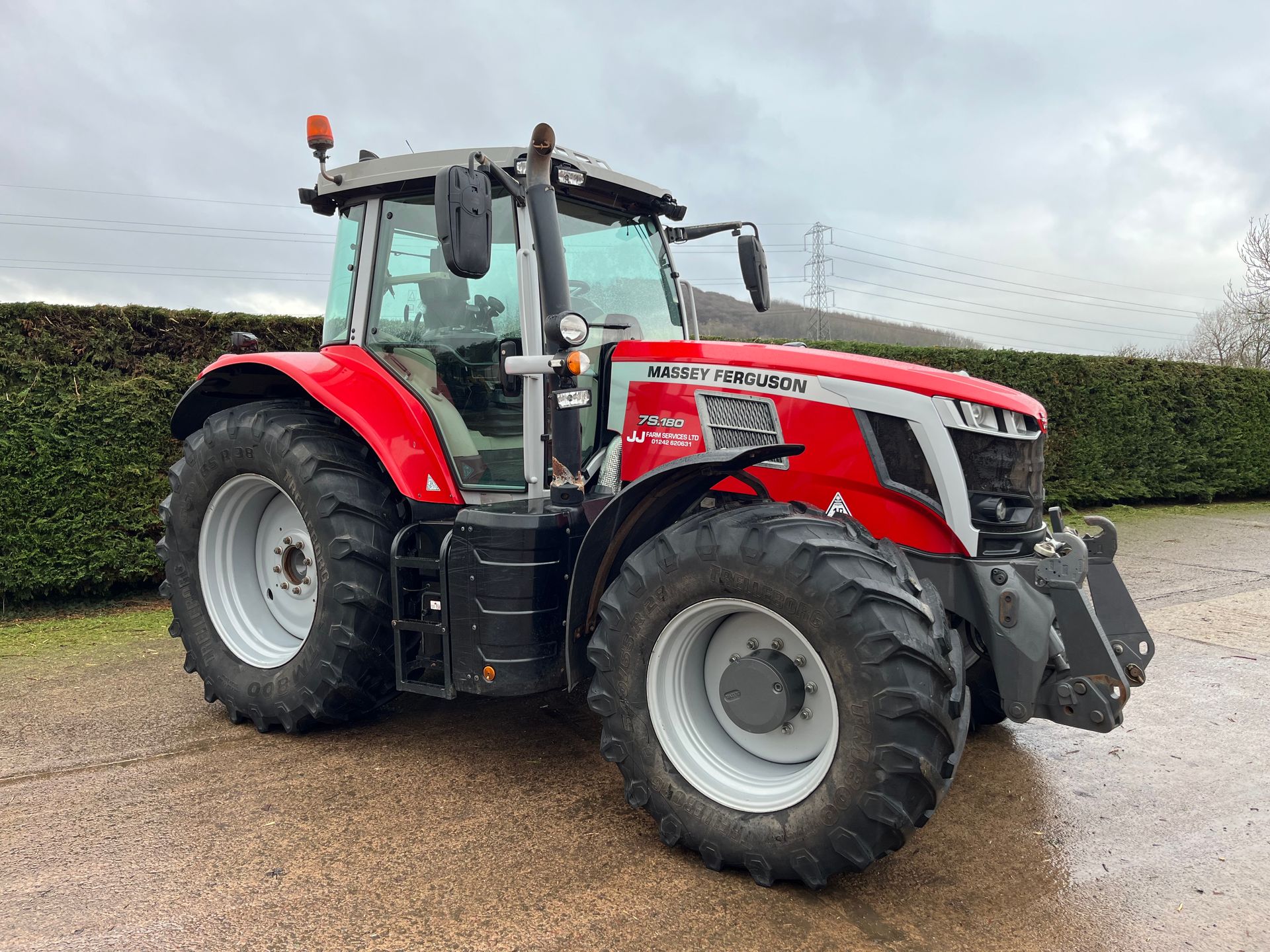 Massey Ferguson 7S.180 EF D6