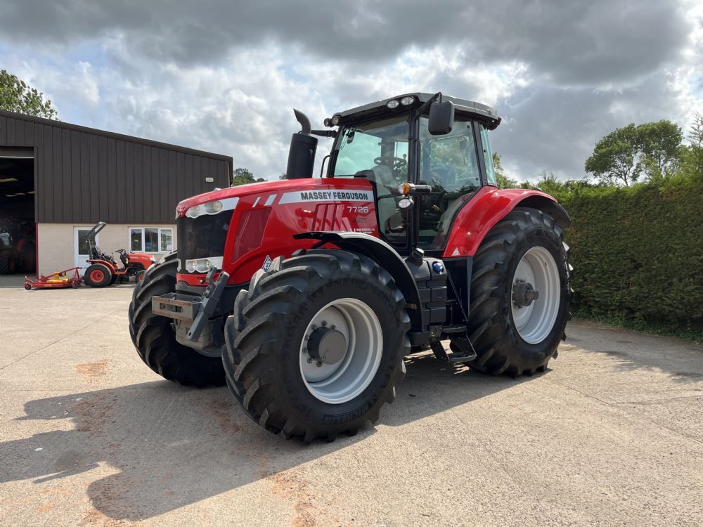 Massey Ferguson 7726 D6 EF