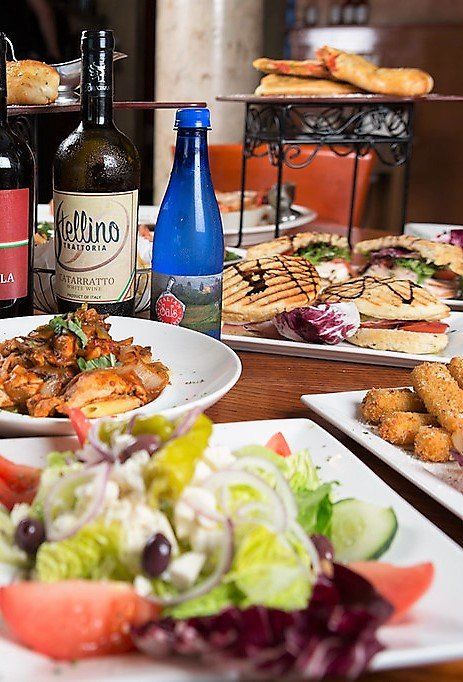 Dinner plates with wine