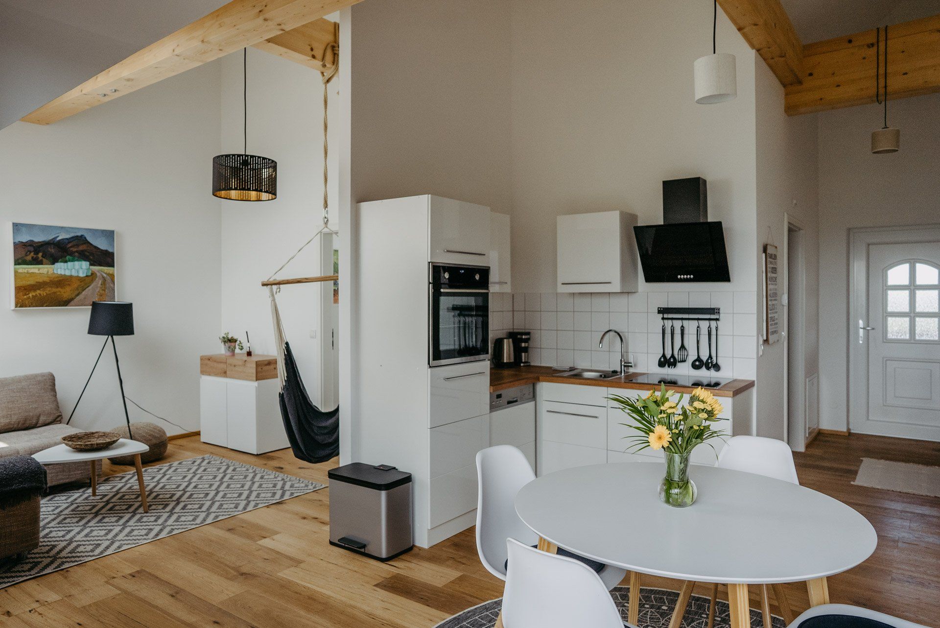 komplett ausgestattete Küchenzeile