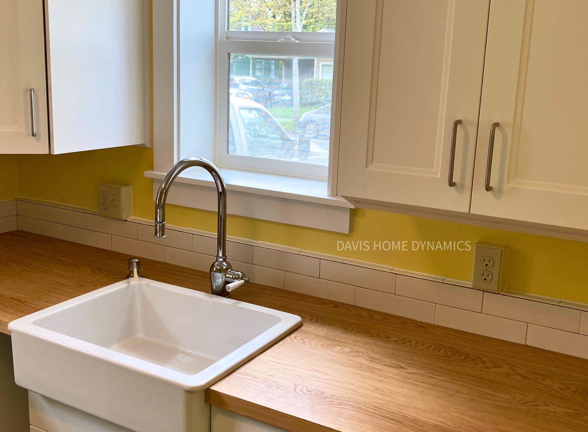 Wide Bedroom with Wooden Flooring Wide Bedroom with Wooden Flooring