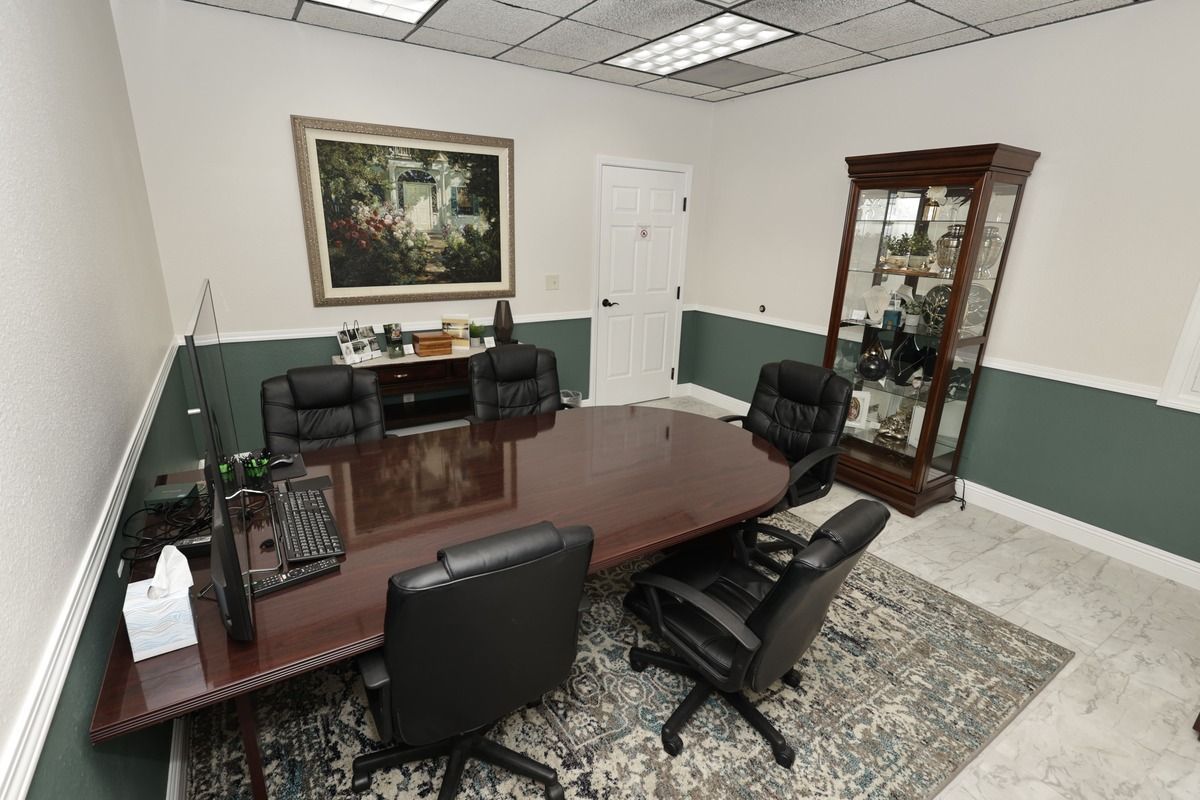 Reflection Arrangement Room