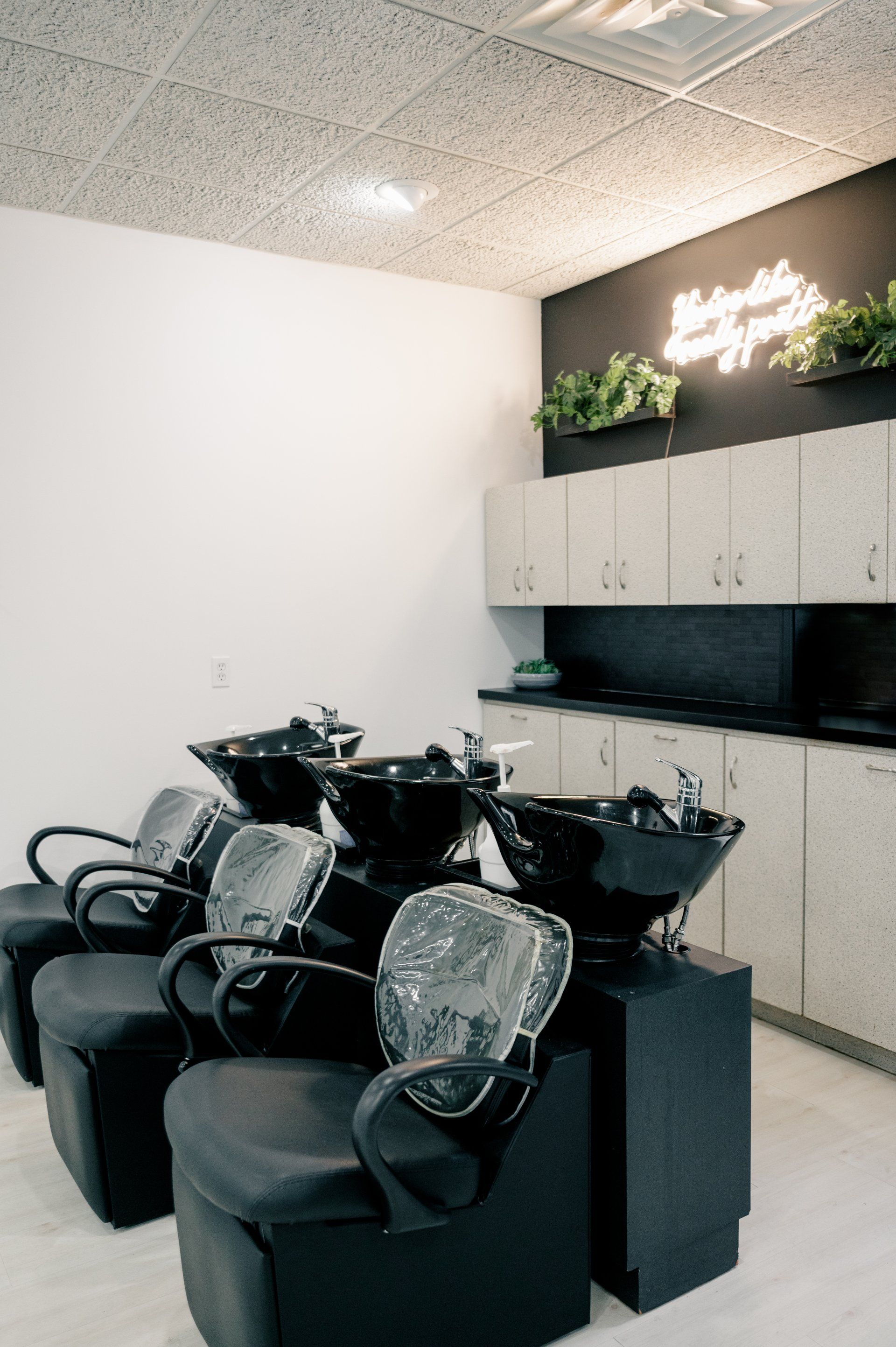 blissful-salon-spa-services-pure-bliss-salon-spa