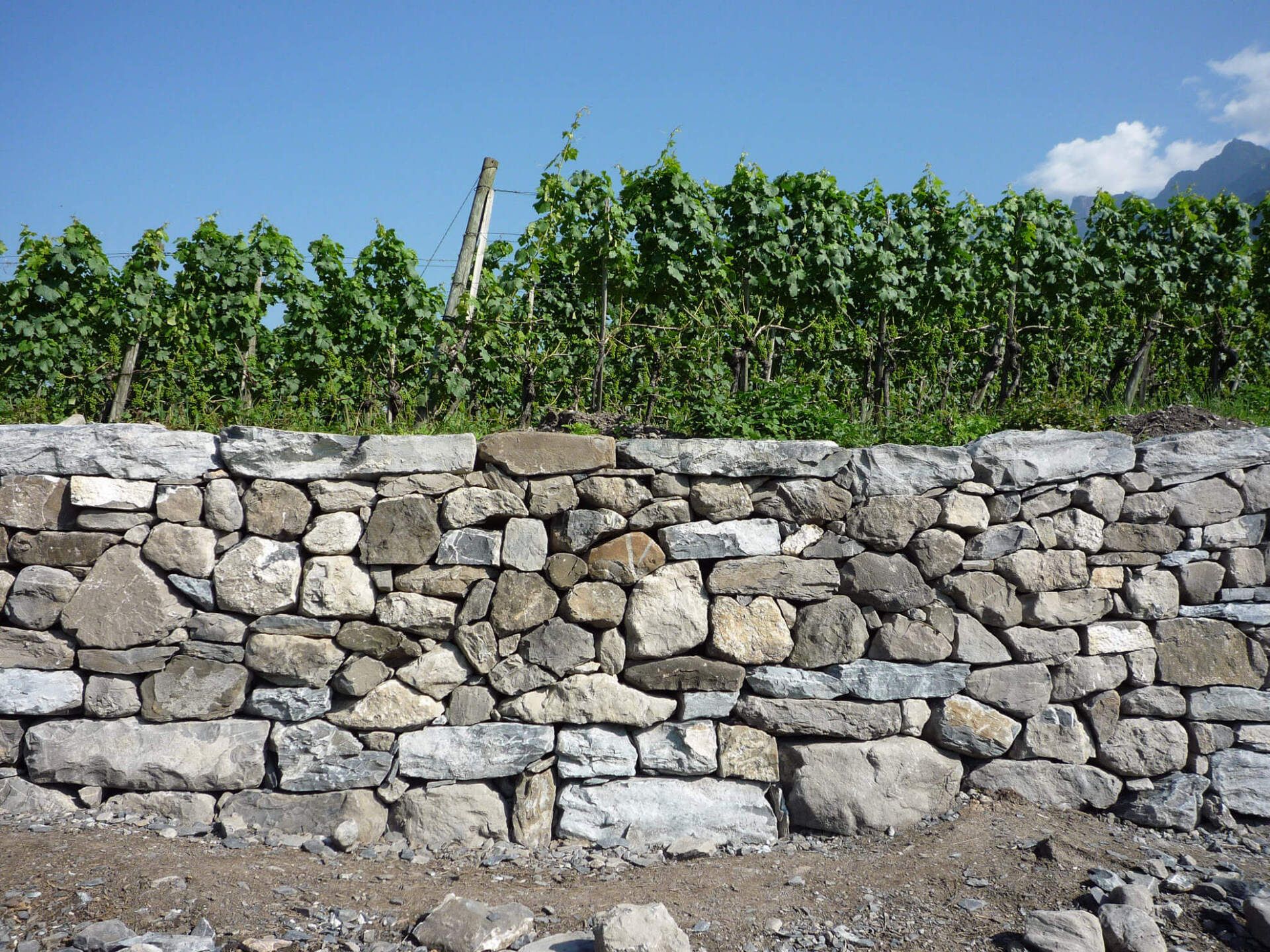 Trockenmauer