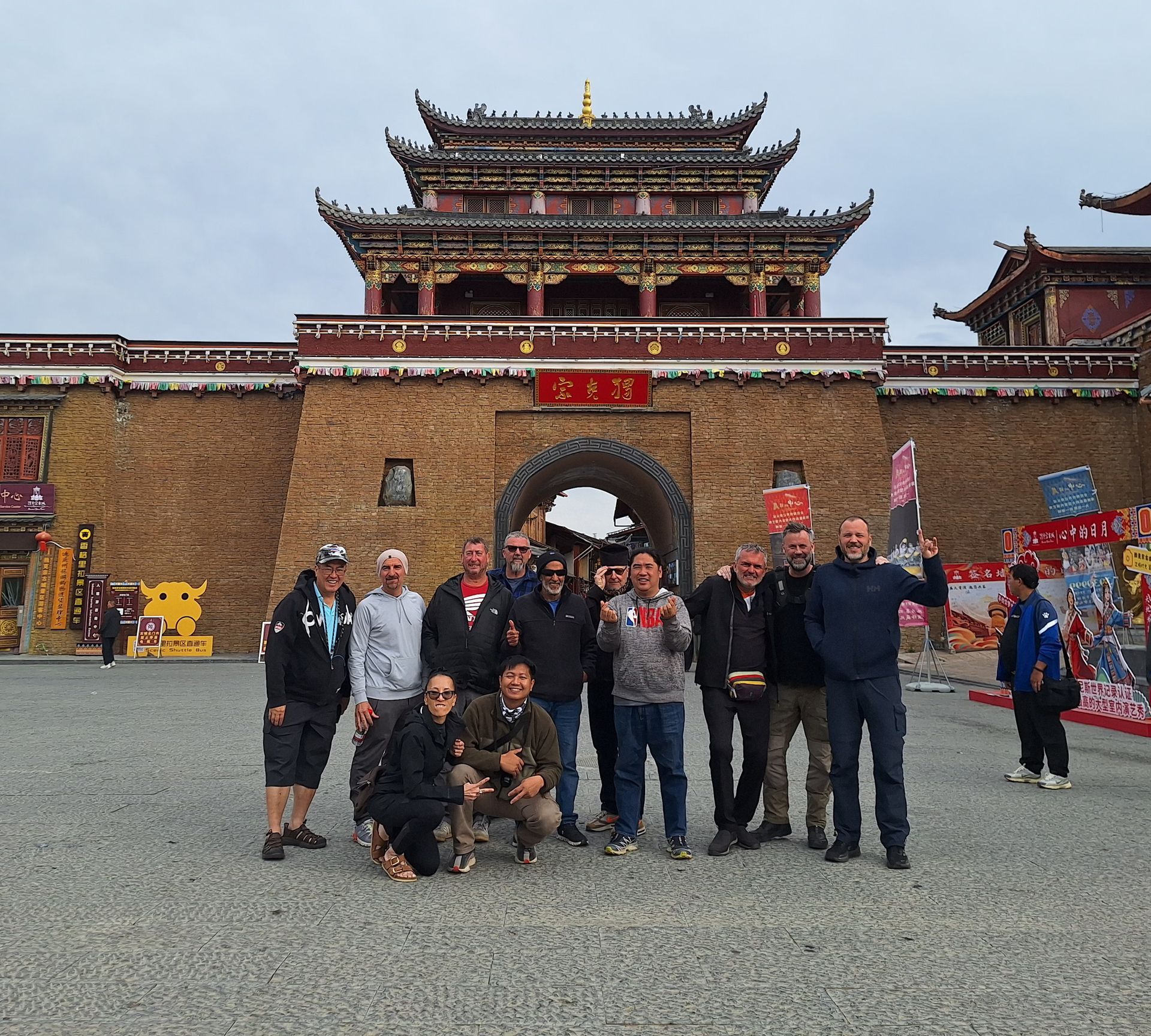 Bike Tour Asia team at China - Great Wall tour