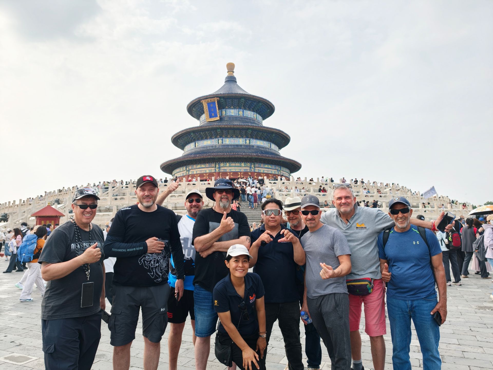 Bike Tour Asia team at China - Great Wall tour