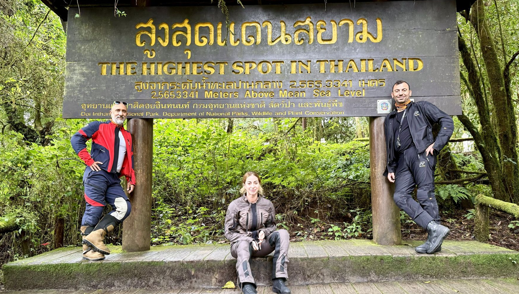 Bike Tour Asia's riders in Doi Inthanon