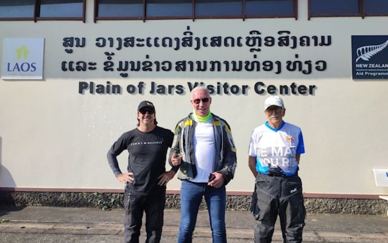 Bike Tour Asia crossing into Laos