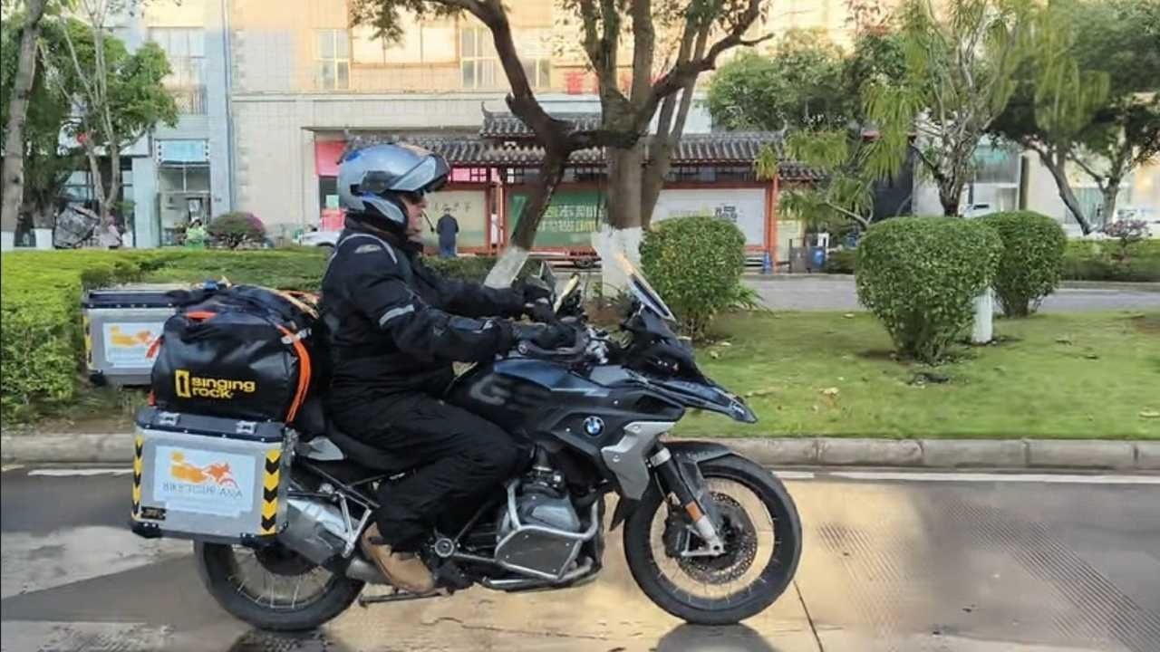 BTA rider ride in china