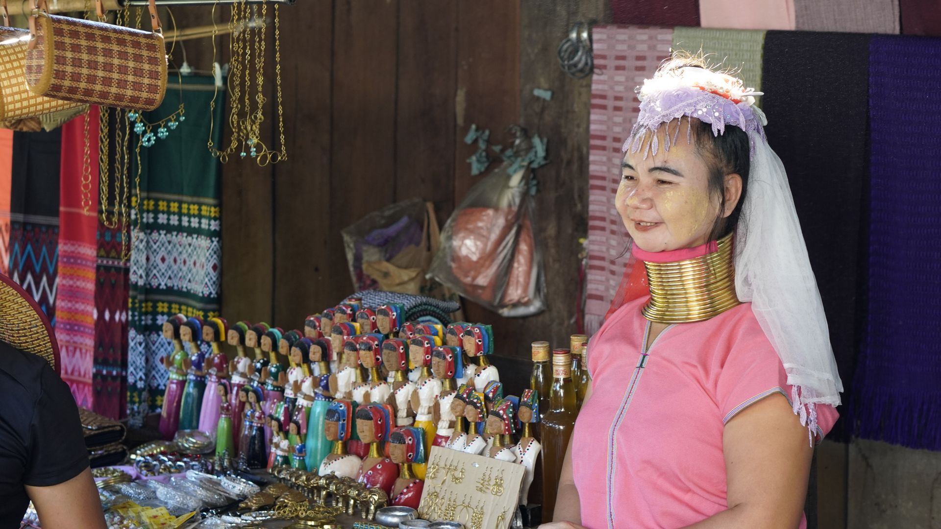 Long neck lady Mae Hong Son