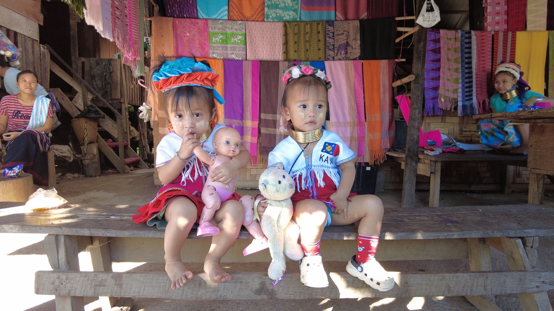 Kids at long neck village 