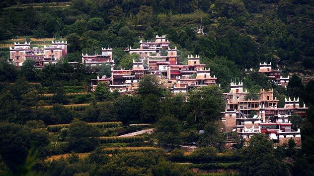 Danba Tibetan Village (甲居藏寨, Jiaju Tibetan Village) in Sichuan Province, China.