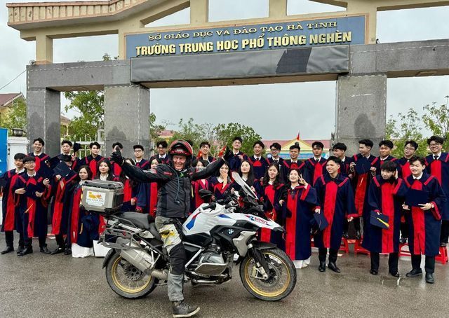 The rider, with Vietnam students