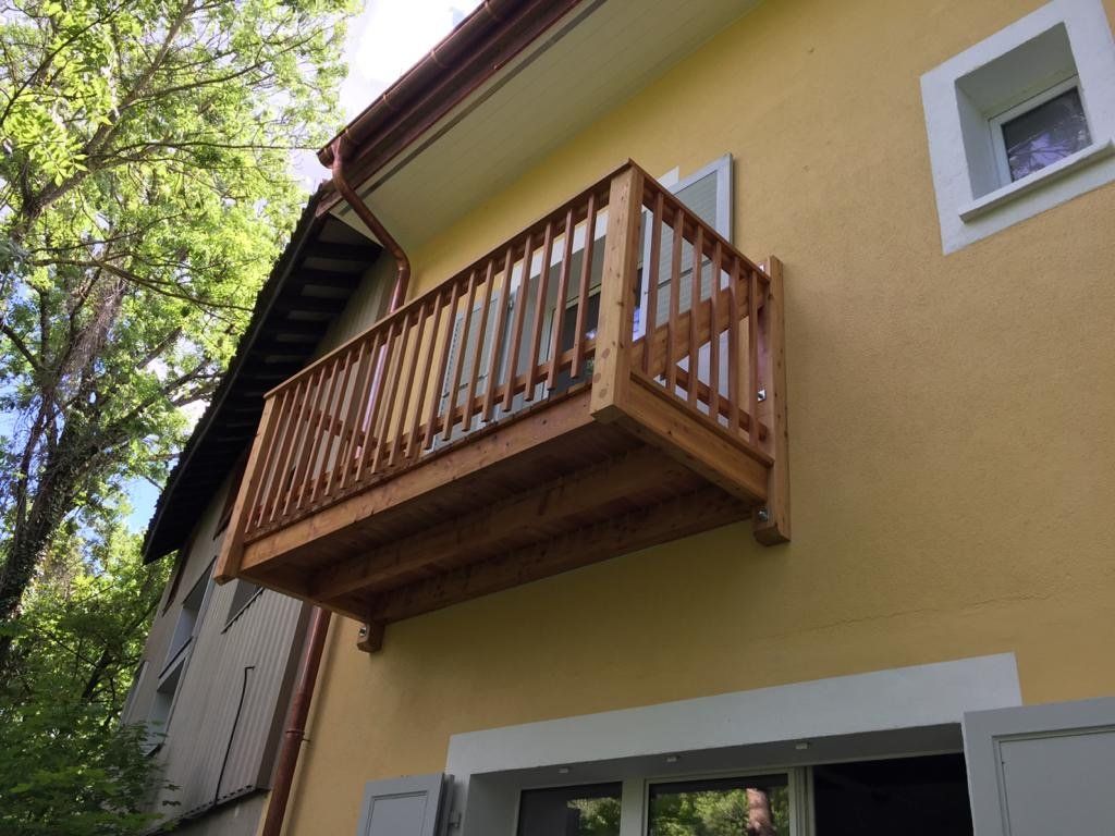 Tschopp Charèpente - balcon en bois pour maison