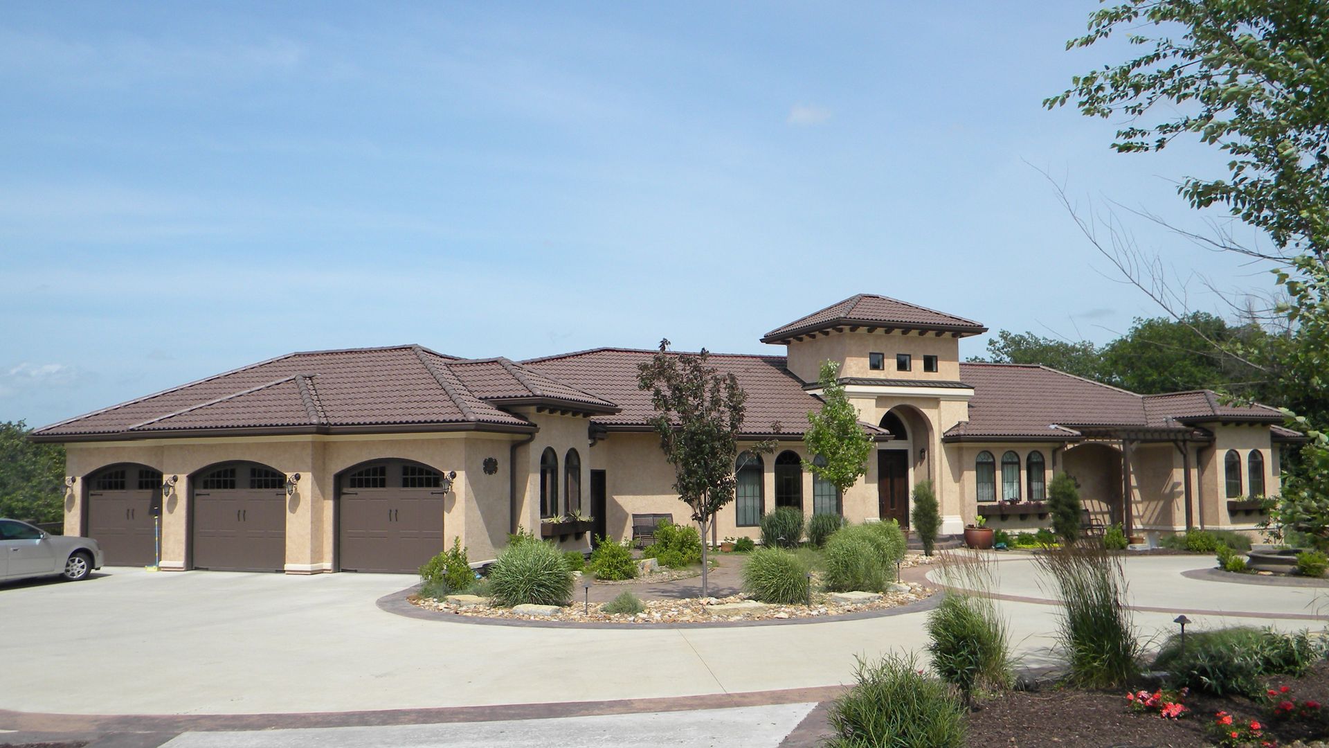 Design Built Homes Can Handle Any Custom Home Project in Mid-Missouri. Give Us a Call Today. 