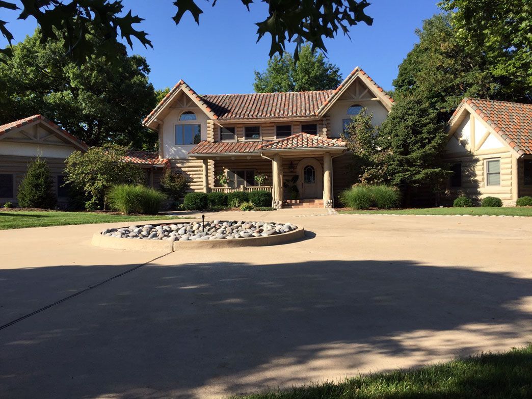The Outside of a Custom Home Designed & Built to Perfection By Design Built Homes in Mid-Missouri.