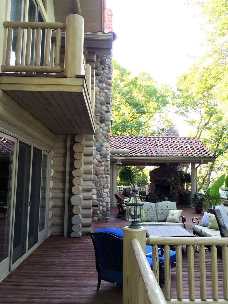 Design Built Homes Specializes in Building Log Homes for the Mid-Missouri Community. 