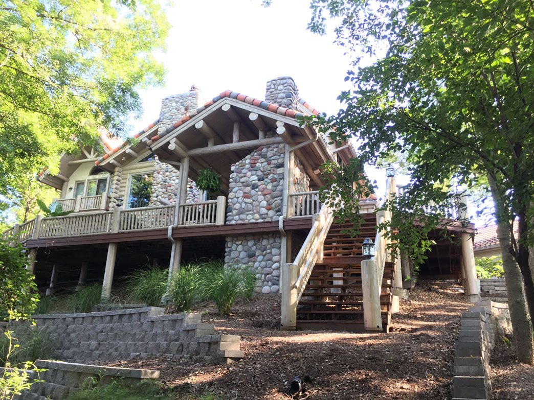 Design Built Homes Leads the Way in Mid-Missouri Log Home Construction. Call Today & Start!