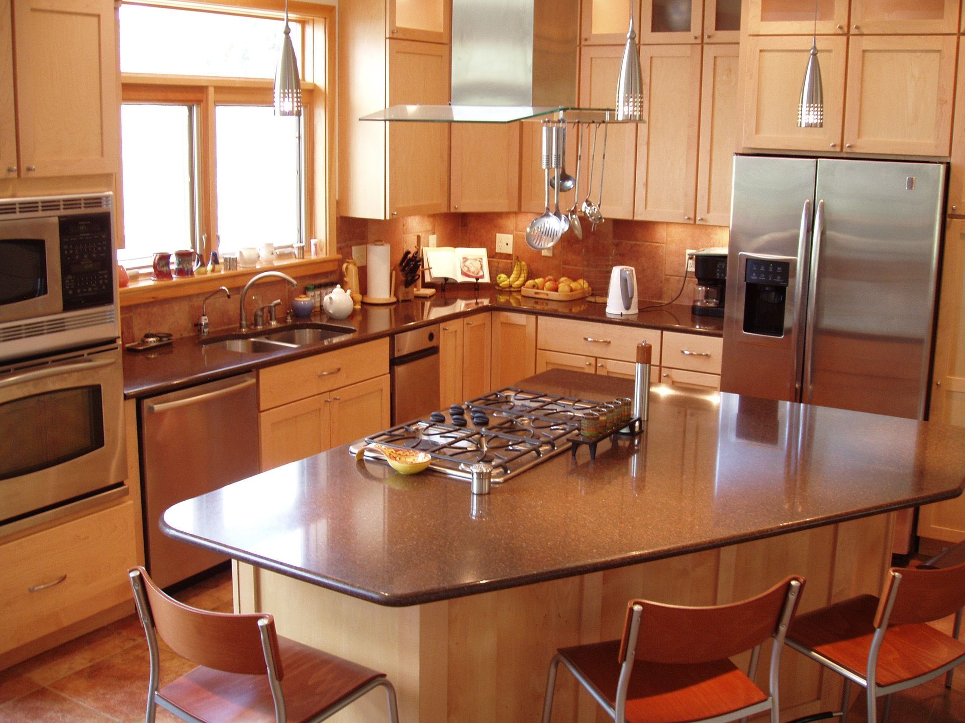 Want to Build a Home With a Stylish Kitchen in Mid-Missouri? Get in Touch With Design Built Homes. 