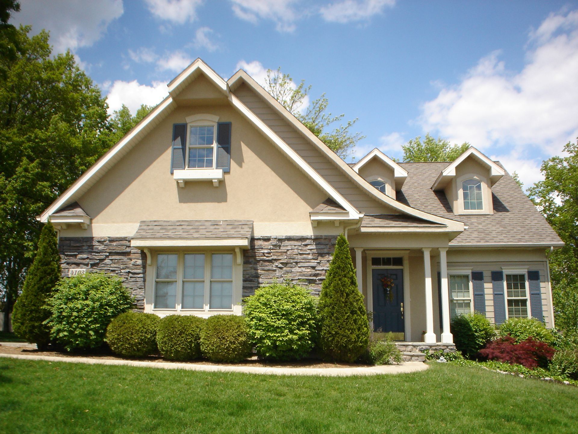 Front View of a Beautiful New Home By Design Built Homes in Mid-Missouri