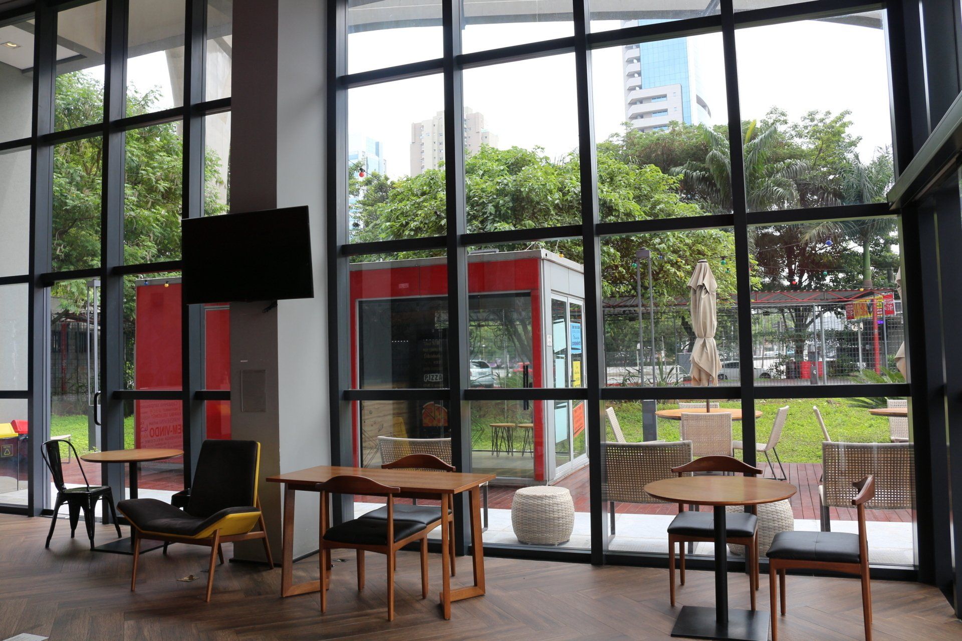 GOLDEN TOWER EXPRESS BERRINI