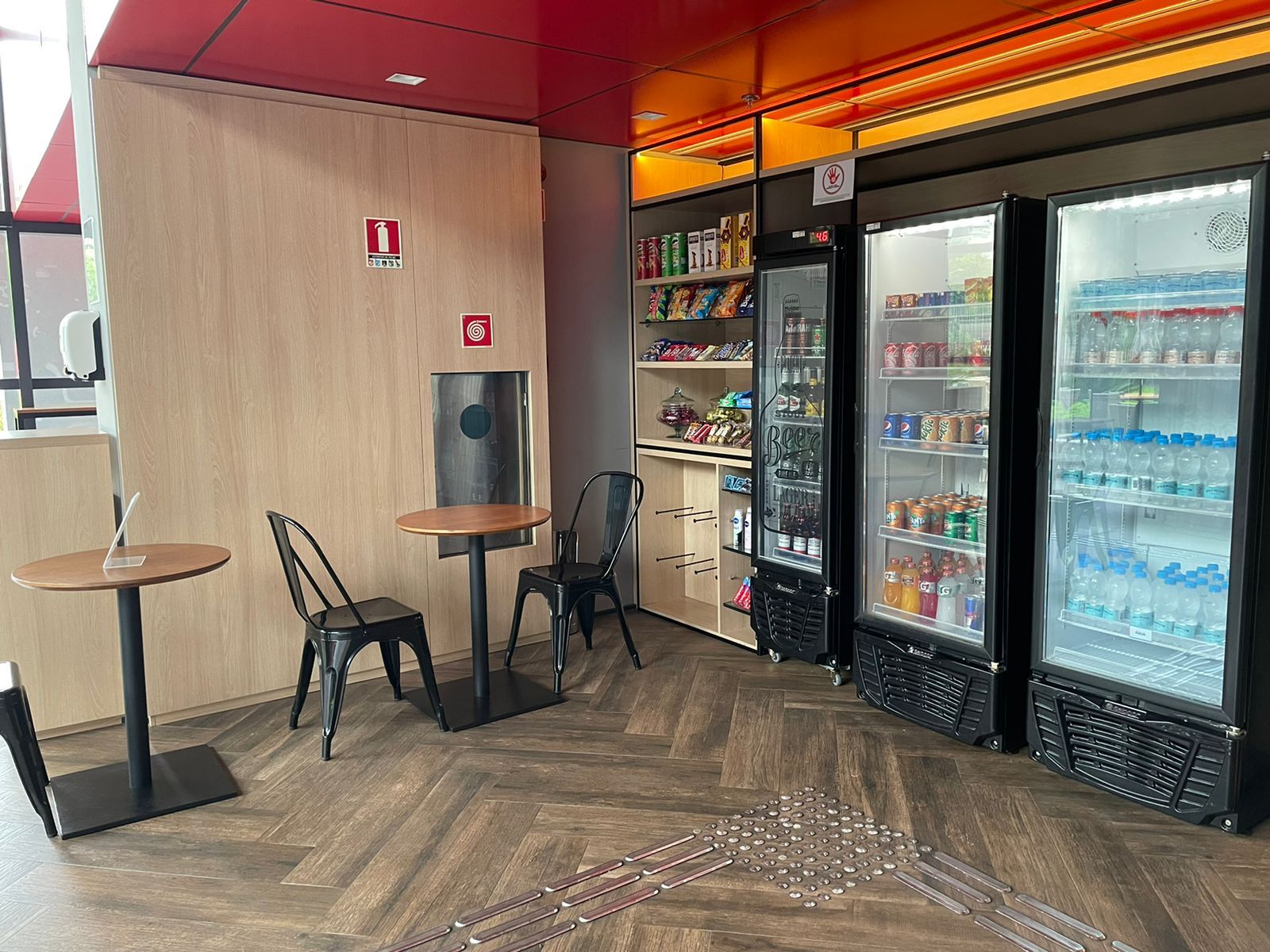 GOLDEN TOWER EXPRESS BERRINI