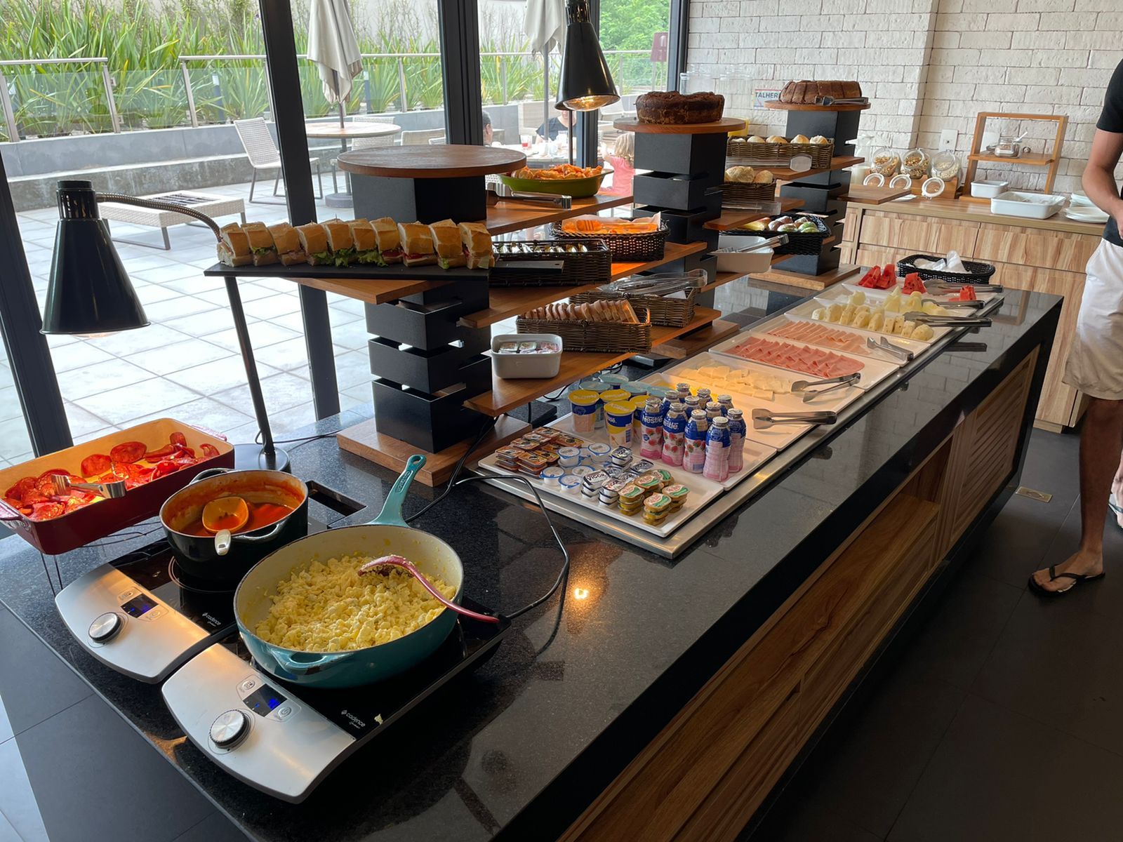 GOLDEN TOWER EXPRESS BERRINI