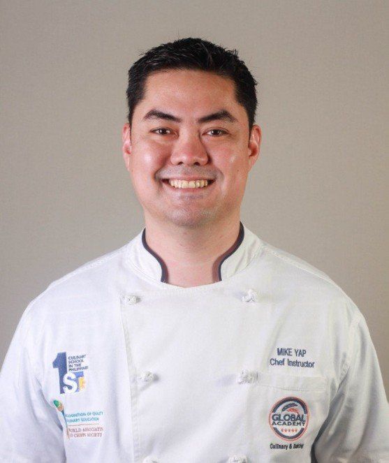 Chef Mike Yap is the School Vice President & Chief Operating Officer (COO)