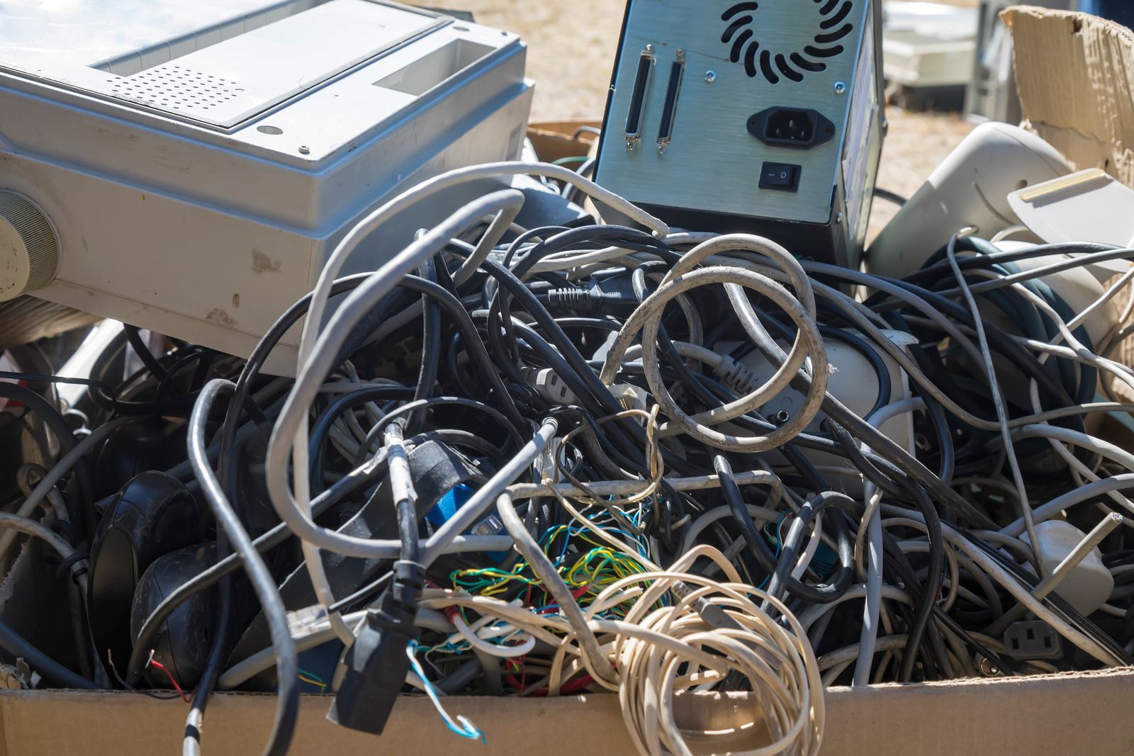 Electronics Junk Wire