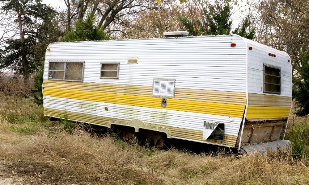 abandoned rv removal