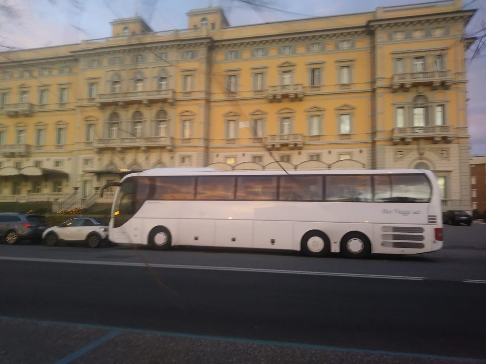 Noleggio autobus per viaggi all'estero