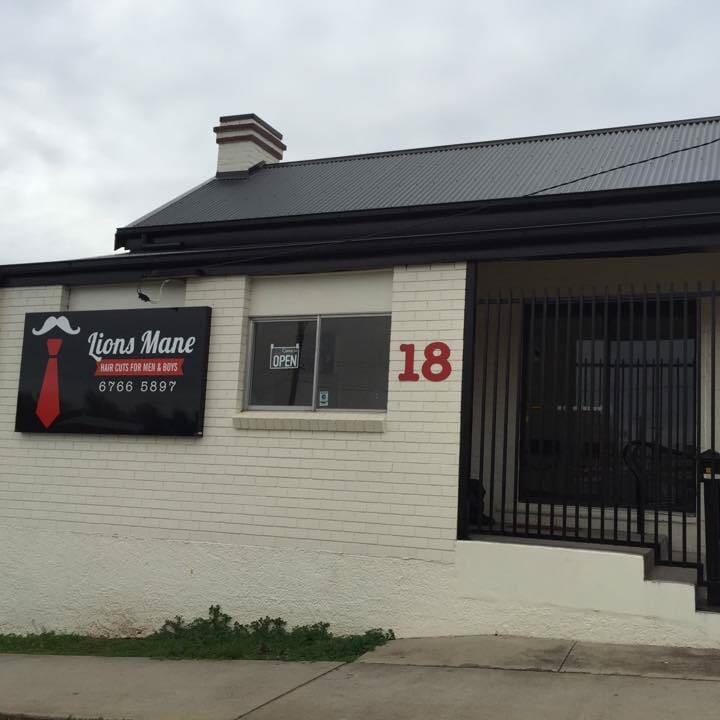 Salon Front — Trimming in Tamsworth,NSW